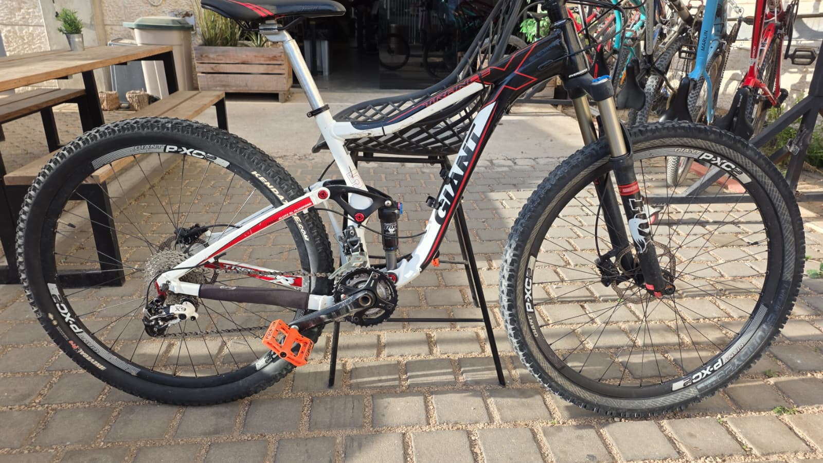 GIANT TRANCE M - סניף דמו 364 