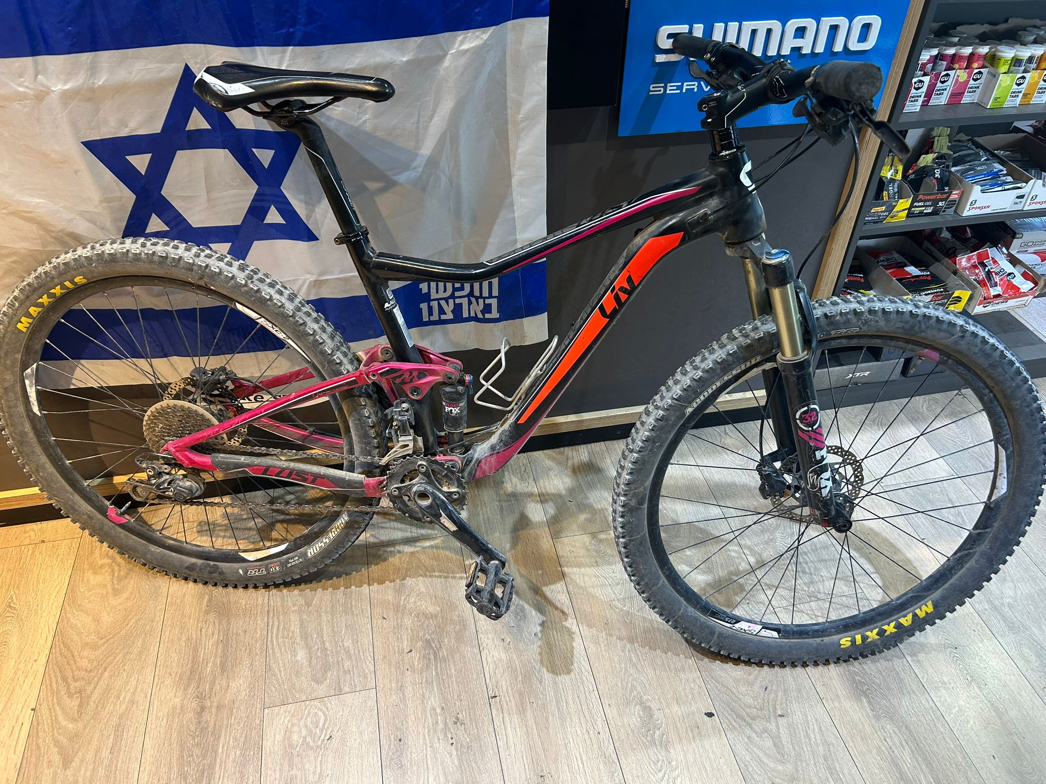 ש"מ נשים GIANT LIV LUST M - חיפה כרמל