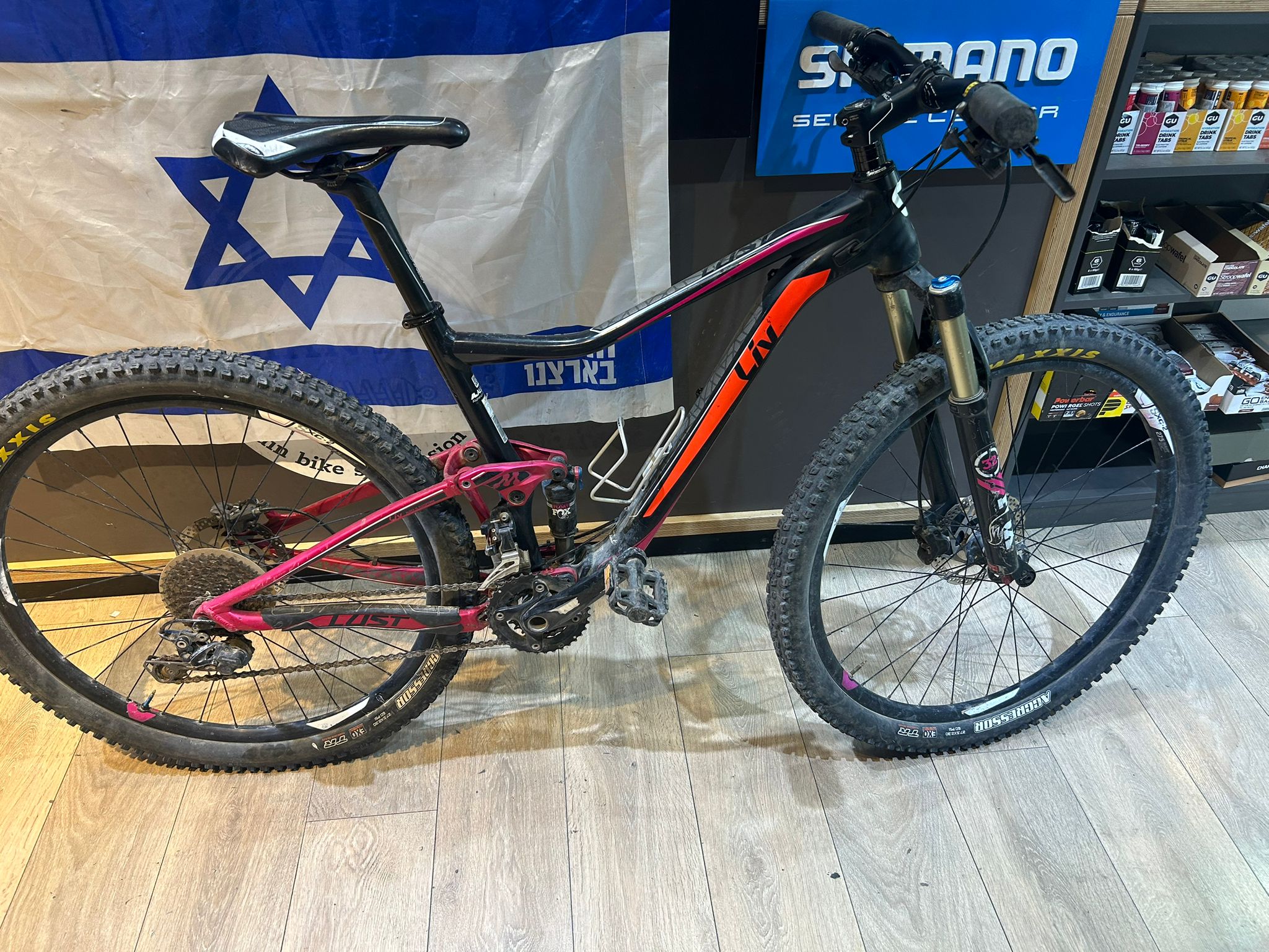 גאניט ליב B) M LUST) -חיפה כרמל 