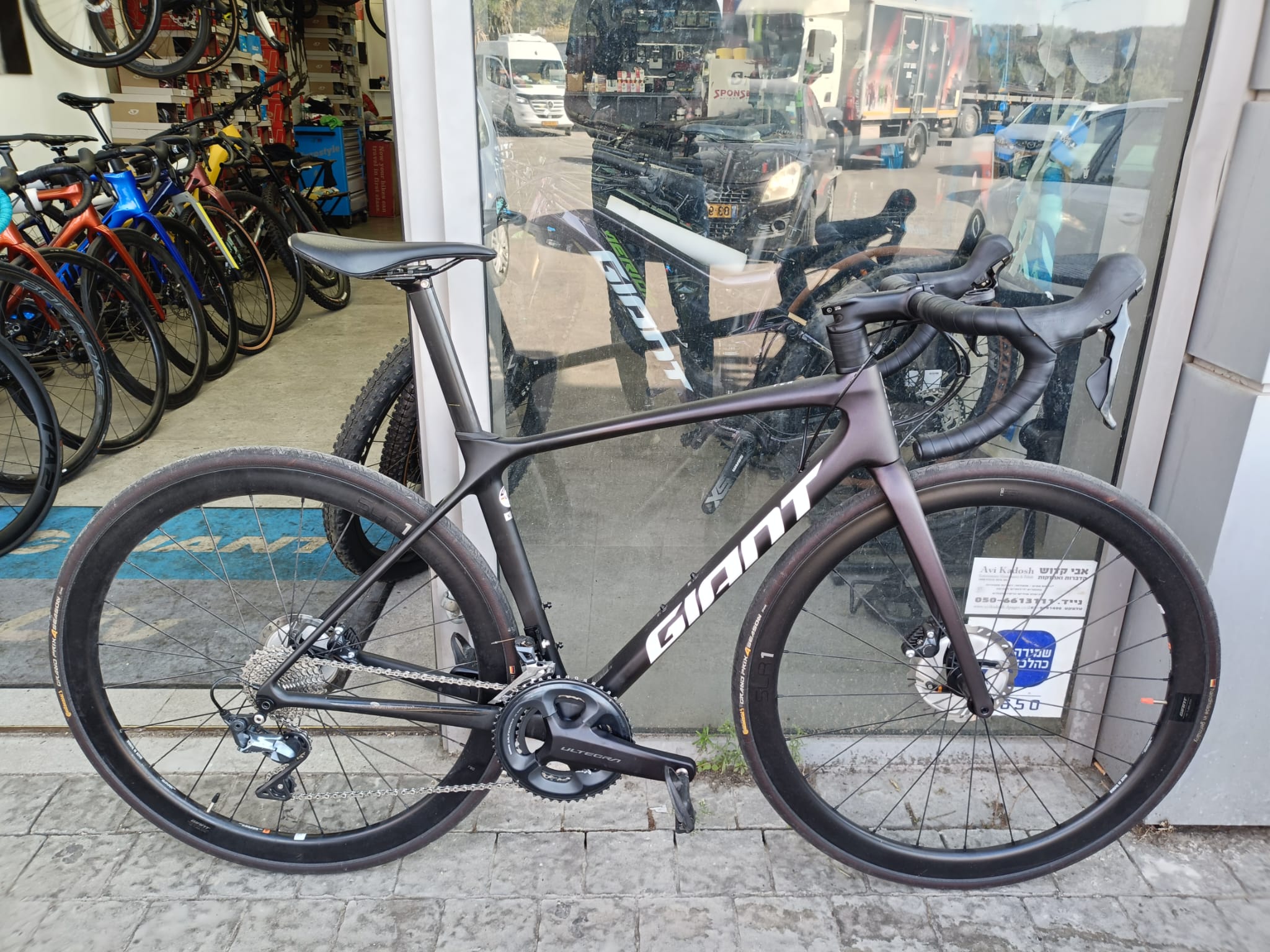 כביש קרבון GIANT TCR 0 52 - סניף בית שמש 