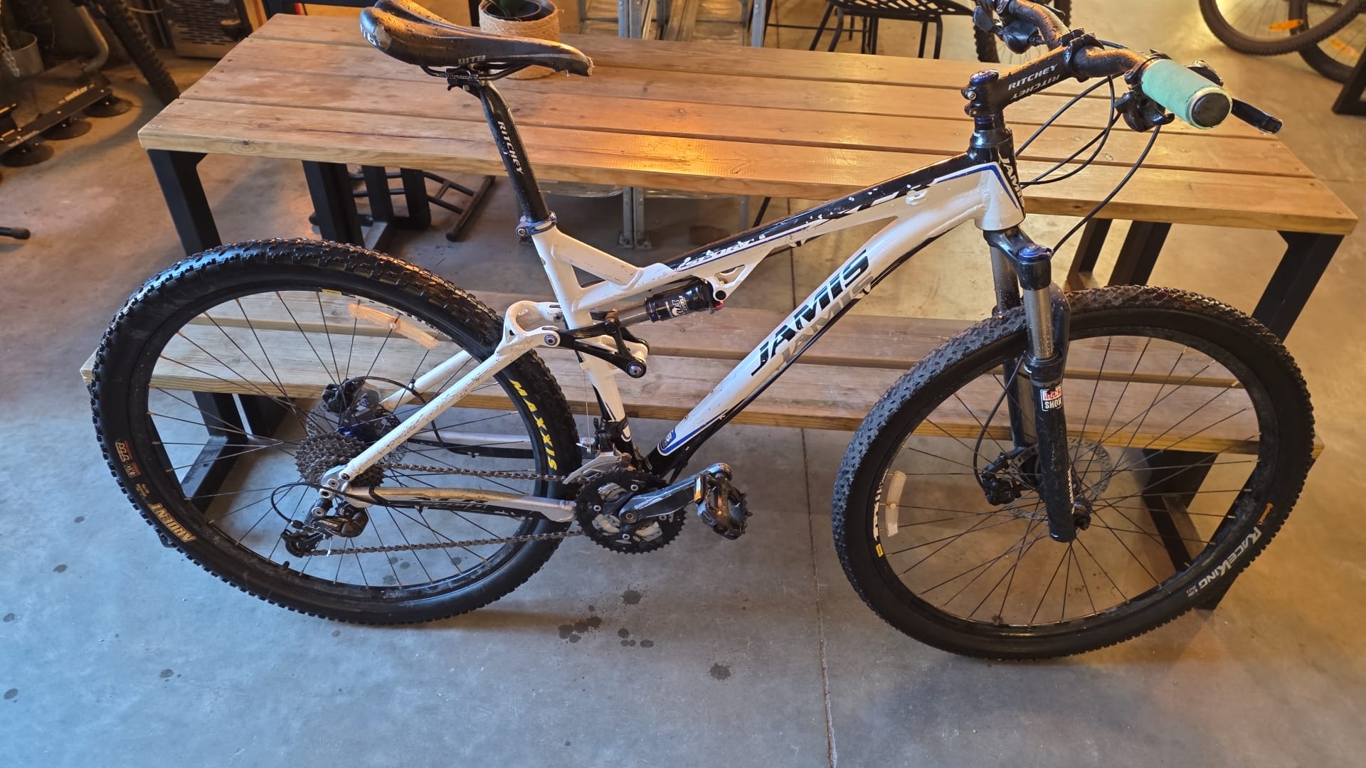 JAMIS SPORT L - סניף דמו 364