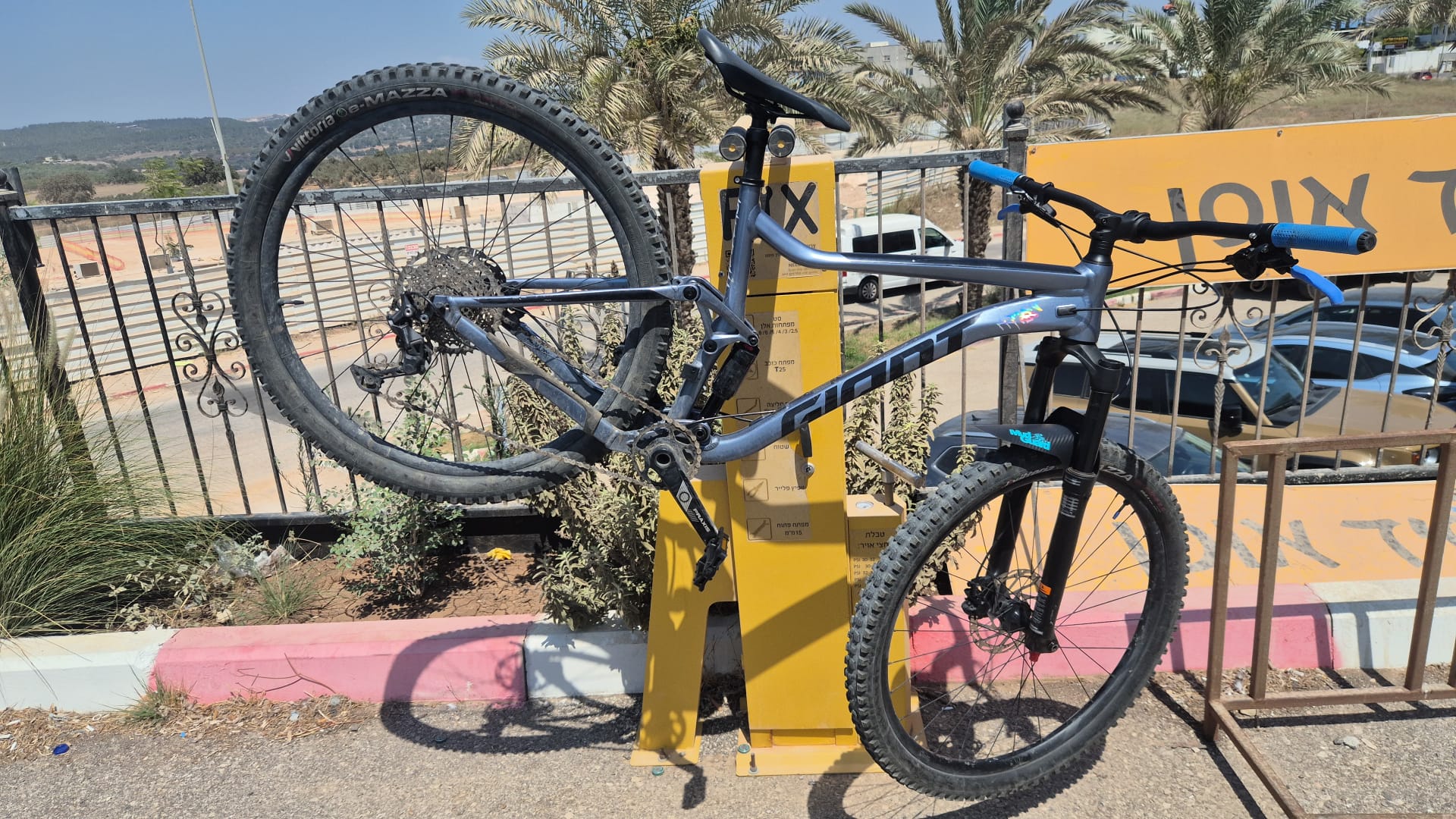Giant stance 2 L  - ספיד אופן 