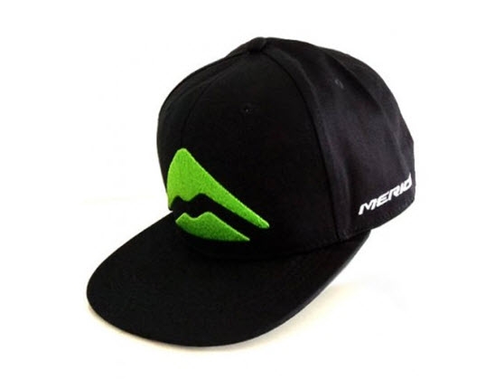 כובע בייסבול מצחיה 6 פנלים שחור לוגו MERIDA