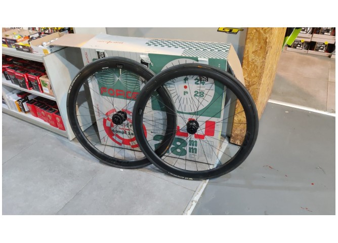 גלגלי גיאנט קרבון PA2 פרופיל 42 - אשדוד עד הלום