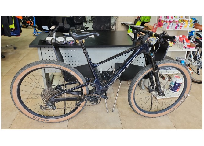 (B) SPARK RC CARBON L - סניף יוקנעם 