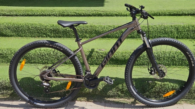 GIANT TALON 4 M - תל אביב ירקון 