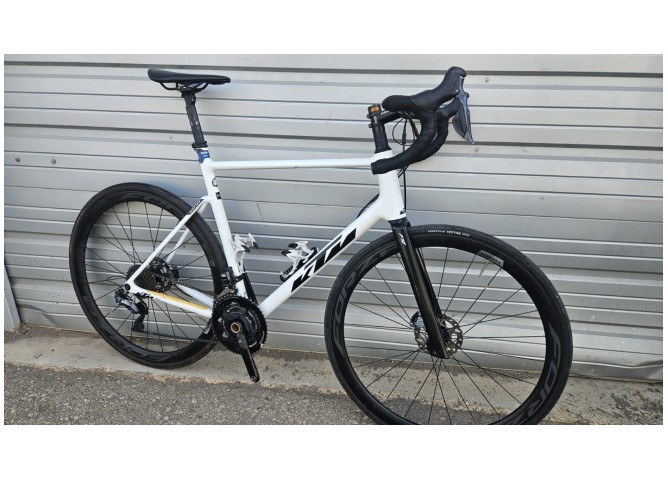 כביש קרבון KTM REVELATOR XL DI2 - סניף כרמיאל 