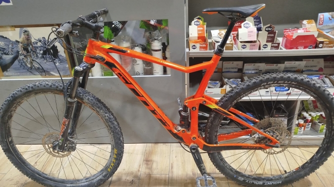 ש"מ סקוט SPARK 29 XL - סניף מודיעין 