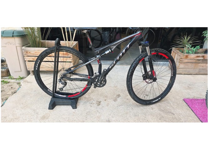 סקוט ספארק 29 מידה M - דמו 364