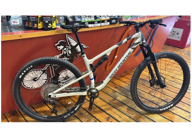 אופני הרים ש"מ ROCKY ELEMENT A30 L - סניף עפולה