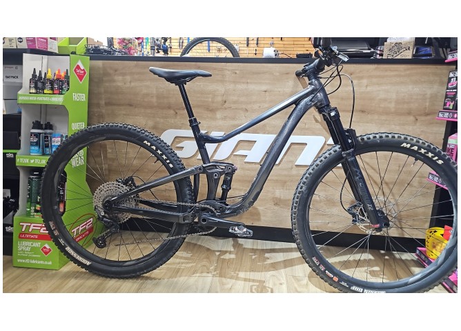 הרים חשמליים GIANT REIGN E+ 3 S 